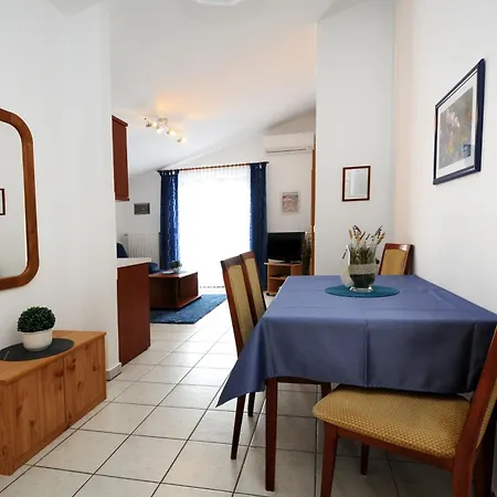 Spadici Mit 2 Schlafzimmern 300m Bis Zum Apartmán