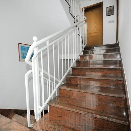 Spadici Mit 2 Schlafzimmern 300m Bis Zum *