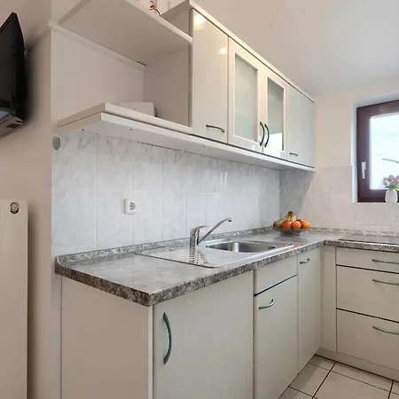 Apartmán Spadici Mit 2 Schlafzimmern 300m Bis Zum Poreč